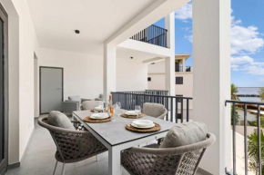 Bonaire Beach Apartment 12 with communal pool and diving facilities